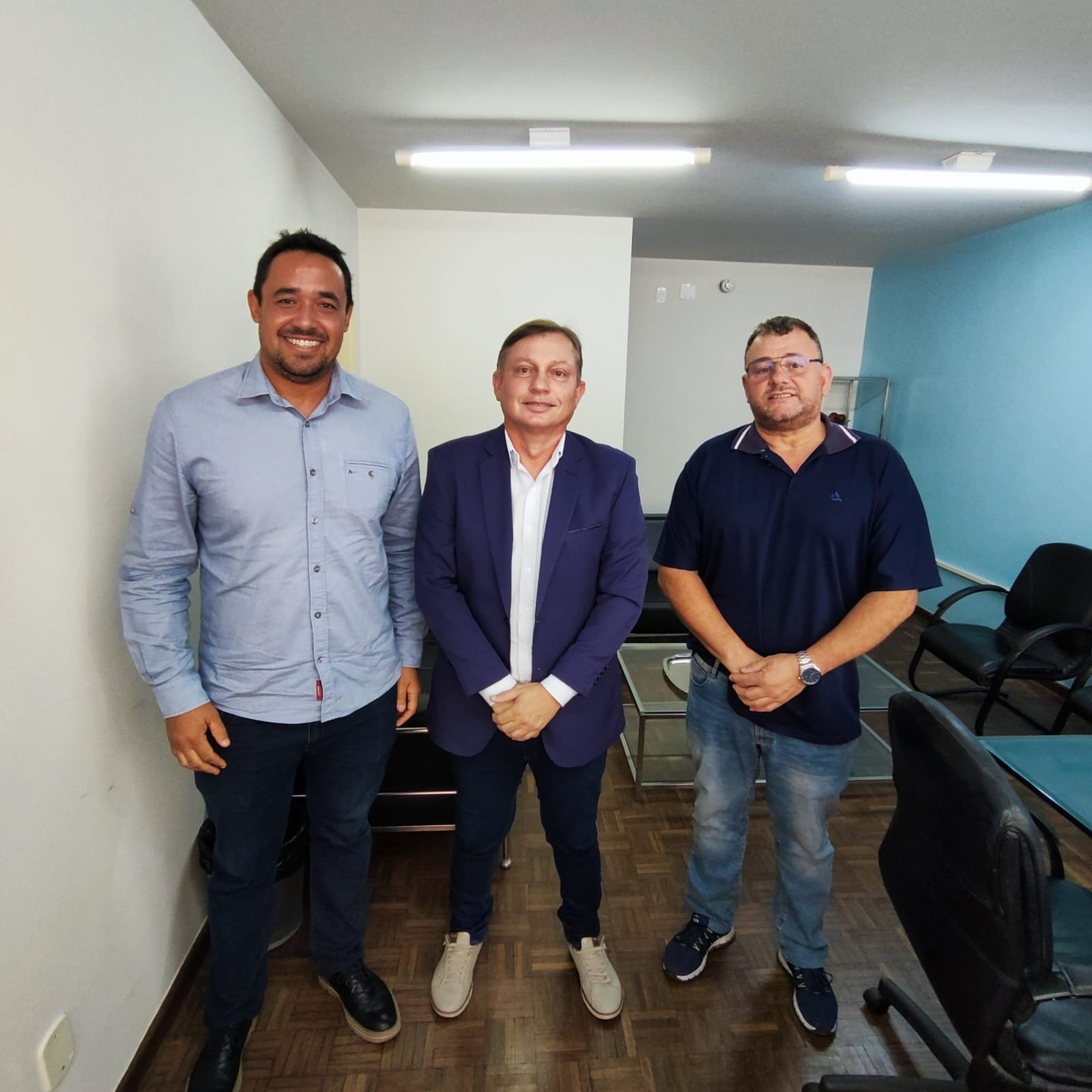 Leia mais sobre o artigo Presidente do Sintracoop Alagoas se reúne com Superintendente do MTE para tratar de pautas trabalhistas